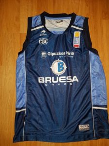 Bruesa Gipuzkoa Basket  2006 -07away jersey