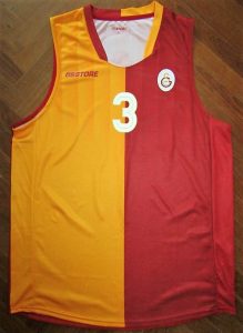 Galatasaray 2015 – 2016 home jersey