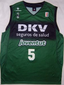 DKV Joventut Badalona 2004 – 2005 Home kit