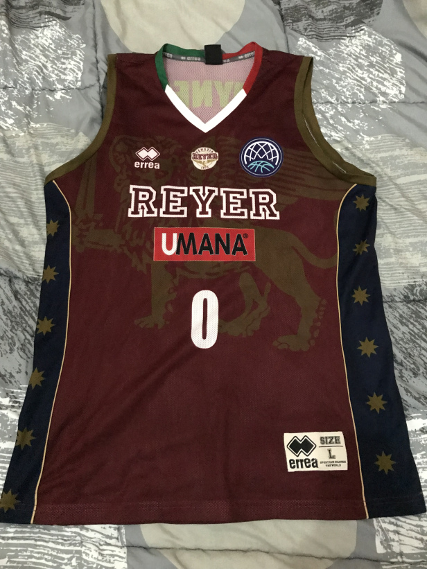 UMANA Reyer Venezia 2018-19 Home kit - JerseyPedia