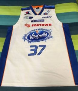 Pallacanestro Cantú 2014 – 2015 Home kit