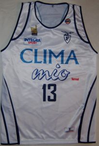 Fortitudo Bologna 2004 -05 Home jersey