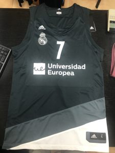 Real Madrid 2018 – 2019 away kit