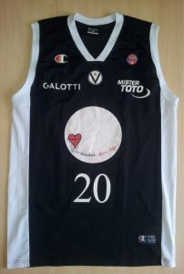 Virtus Bologna 2009 – 10 away kit