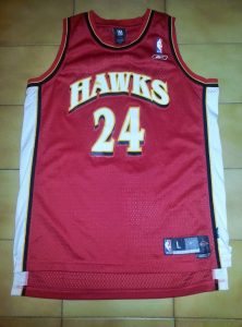 Atlanta Hawks 2005 -06 road jersey