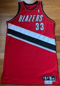 Portland Trail Blazers 2010 -11 road jersey