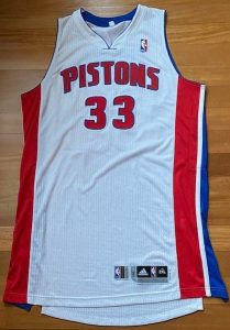 Detroit Pistons 2010 -11 Home kit