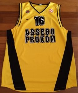 Arka Gdynia 2008 -09 Home kit