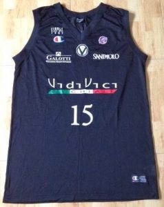 Virtus Bologna 2005 -06 away jersey