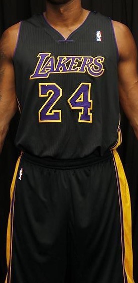 LA Lakers to Introduce New Alternate Black Jerseys for 2013-14